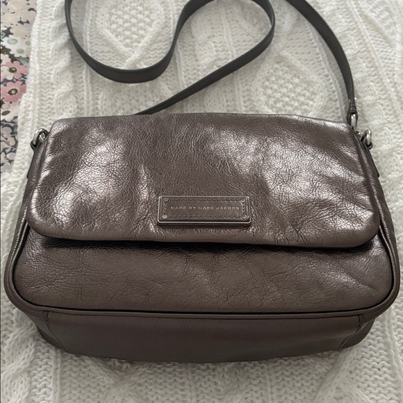 Marc By Marc Jacobs Metallic Leather Crossbody Bag - Picture 13 of 13